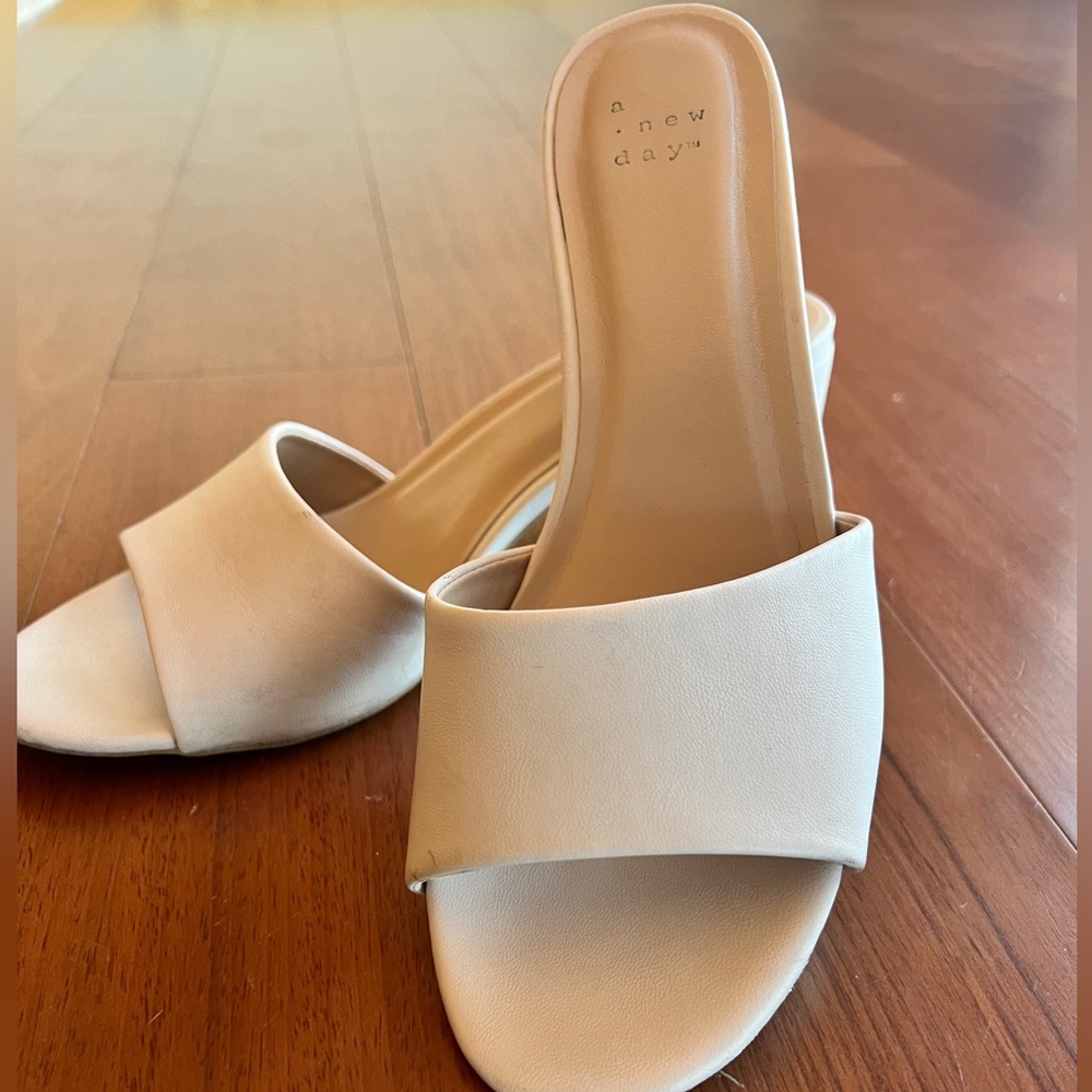 A New Day Heeled Slides. Neutral. Size 8. Women.